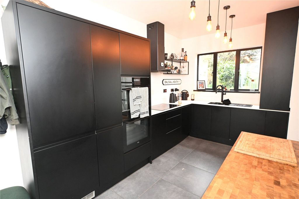 Property photo 3 of 17 Picture No. 13