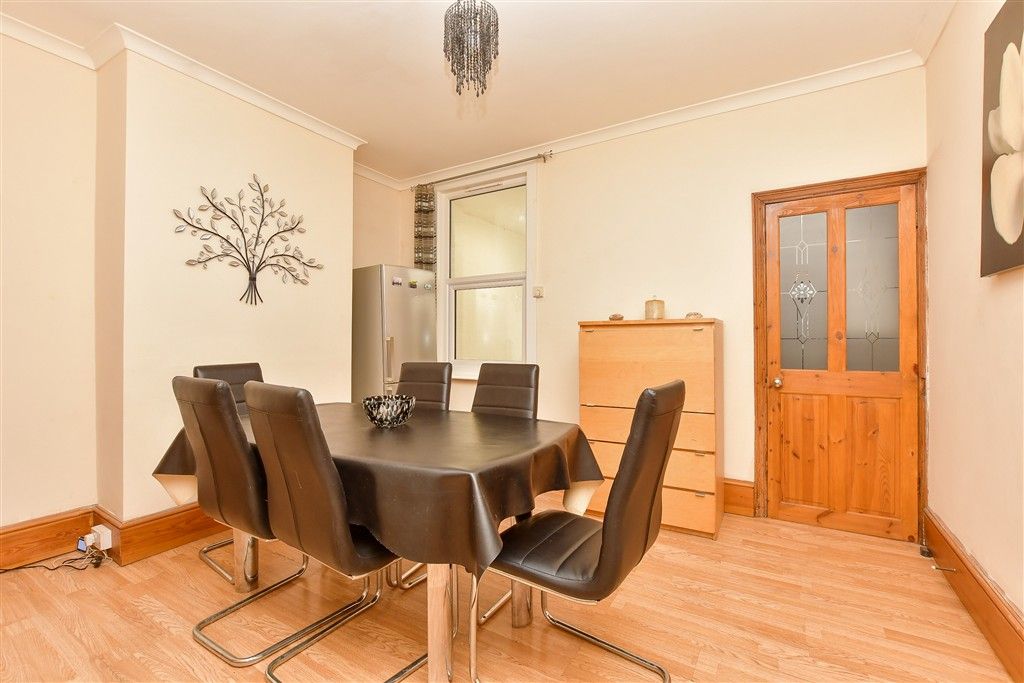 Property photo 3 of 9 Dining Room