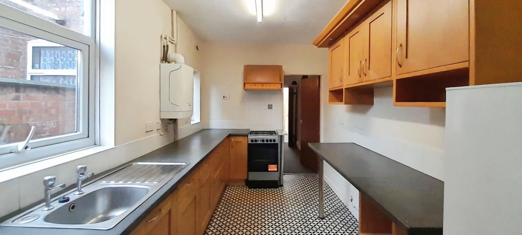 Property photo 2 of 19 ce627372-Whatsapp 20Image 202025-12-08 20At 2010.5