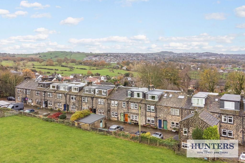 Property photo 1 of 32 100605_10 Mount Pleasant Guiseley-1 - Copy_Low.Jpg