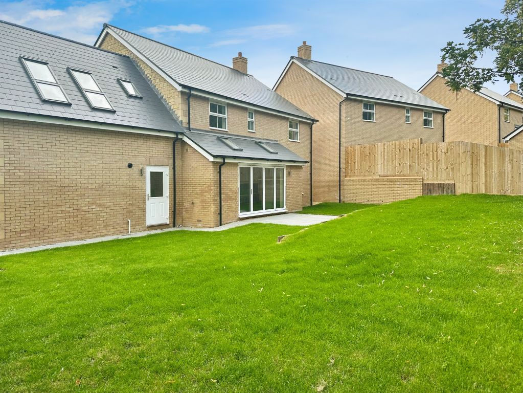 Property photo 2 of 15