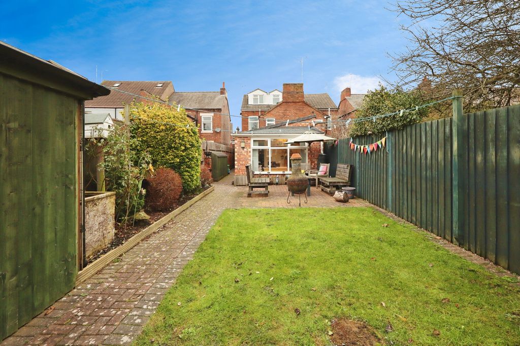 Additional image 17 of 4 bed semi-detached house for saleBranston Road, Burton-On-Trent DE14