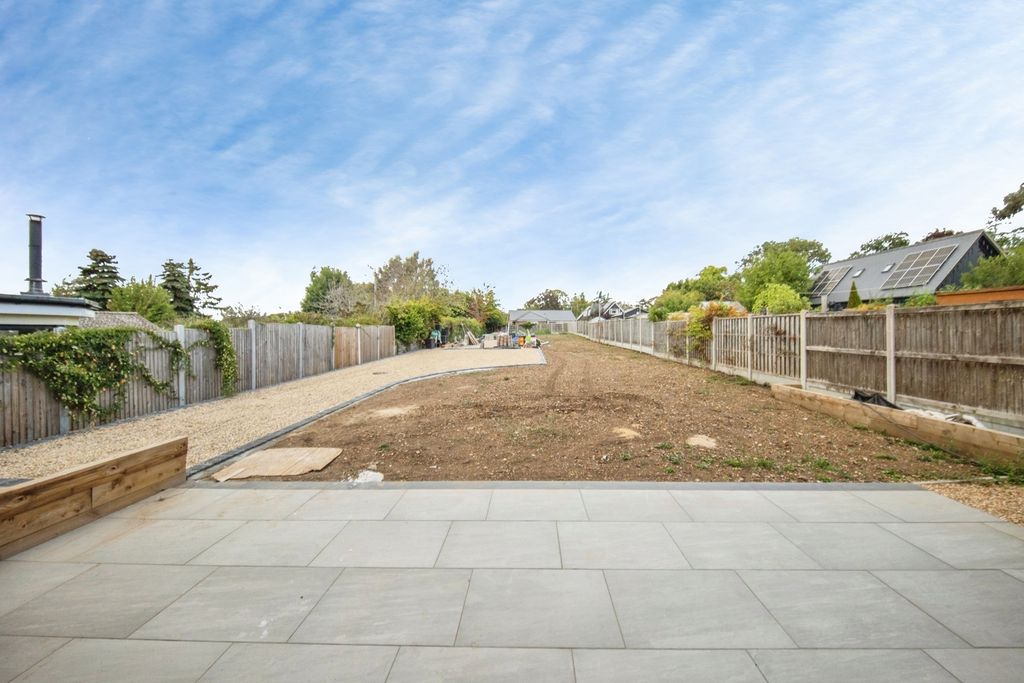 Property photo 3 of 19 Pbox-Img.Jpg