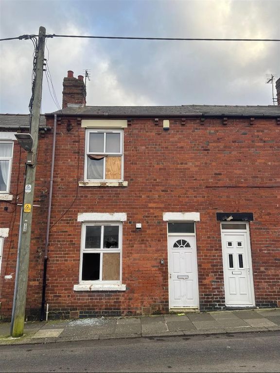 Property photo 1 of 11 Front.Jpg