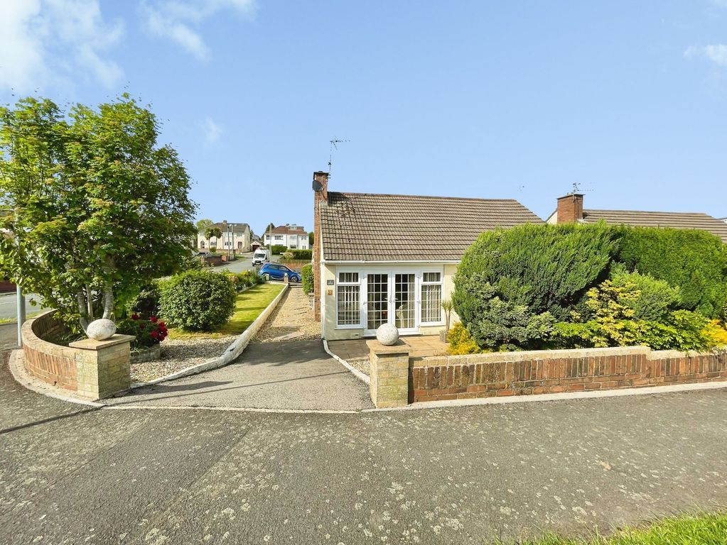 Property photo 1 of 31