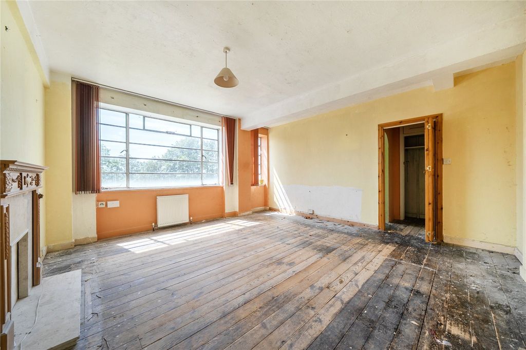 Property photo 2 of 13 Picture No. 07