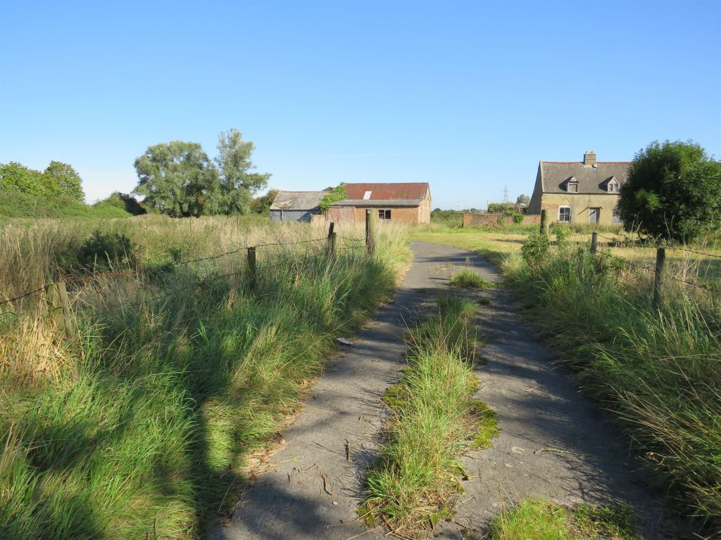 Property photo 1 of 6
