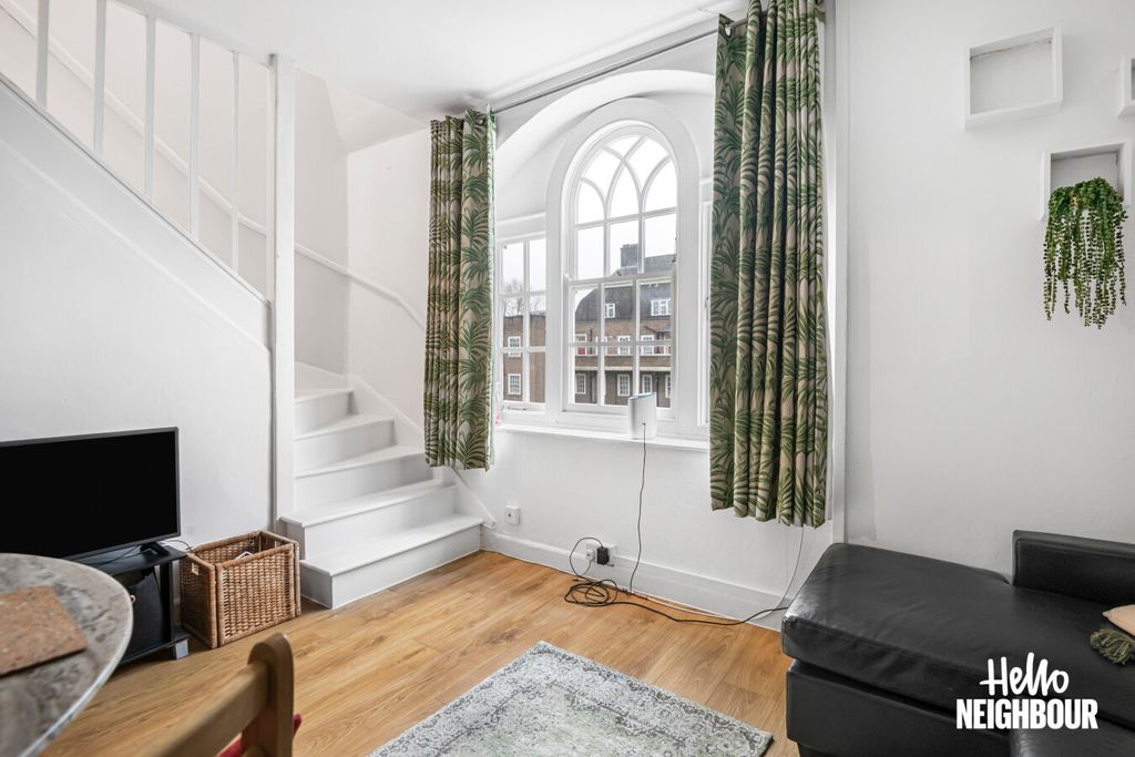 Property photo 2 of 17 Photo 1