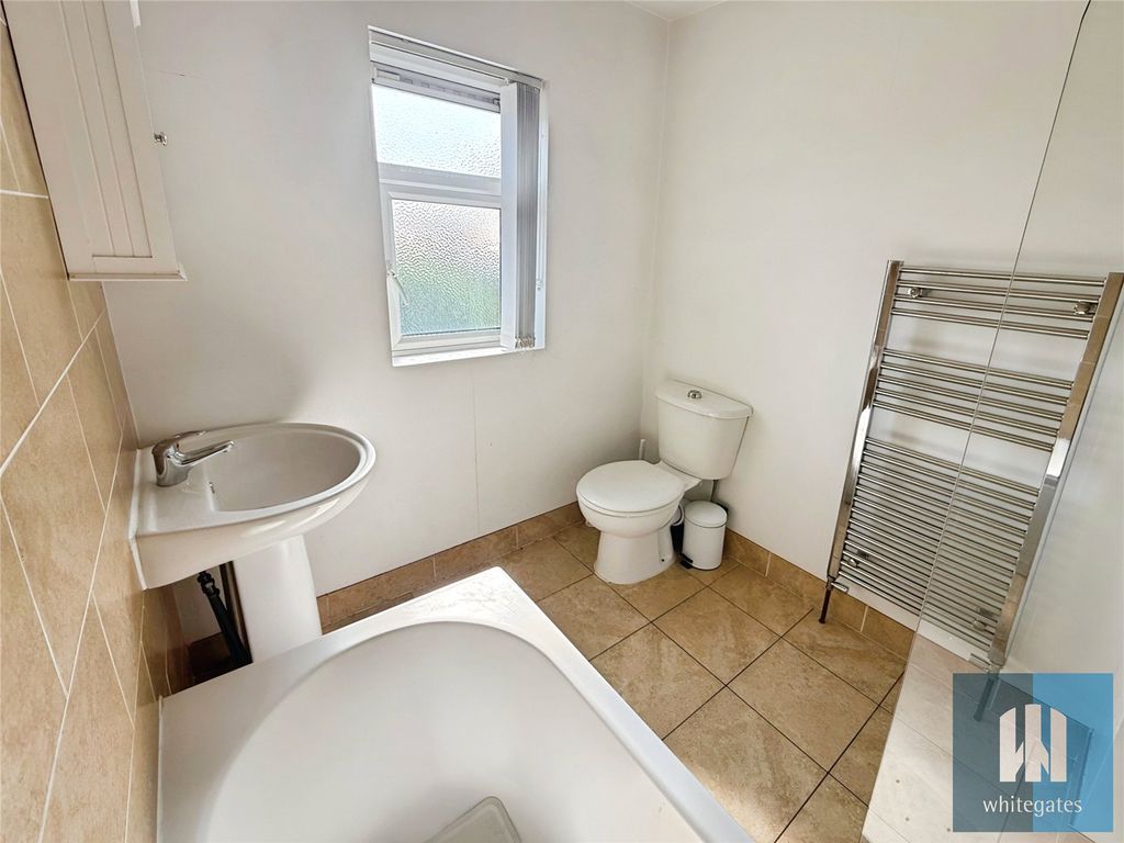Property photo 3 of 16 Picture No. 08