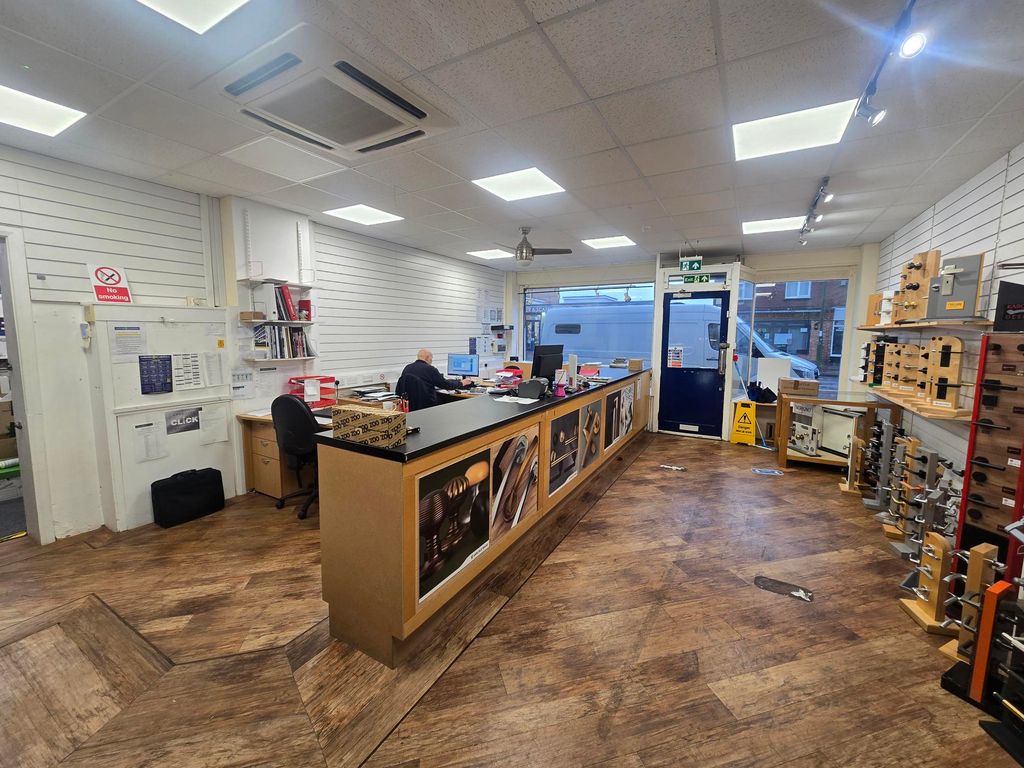 Property photo 3 of 5