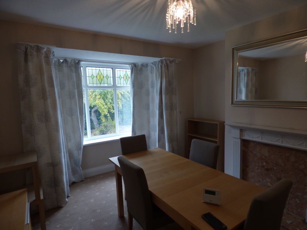 Property photo 3 of 27