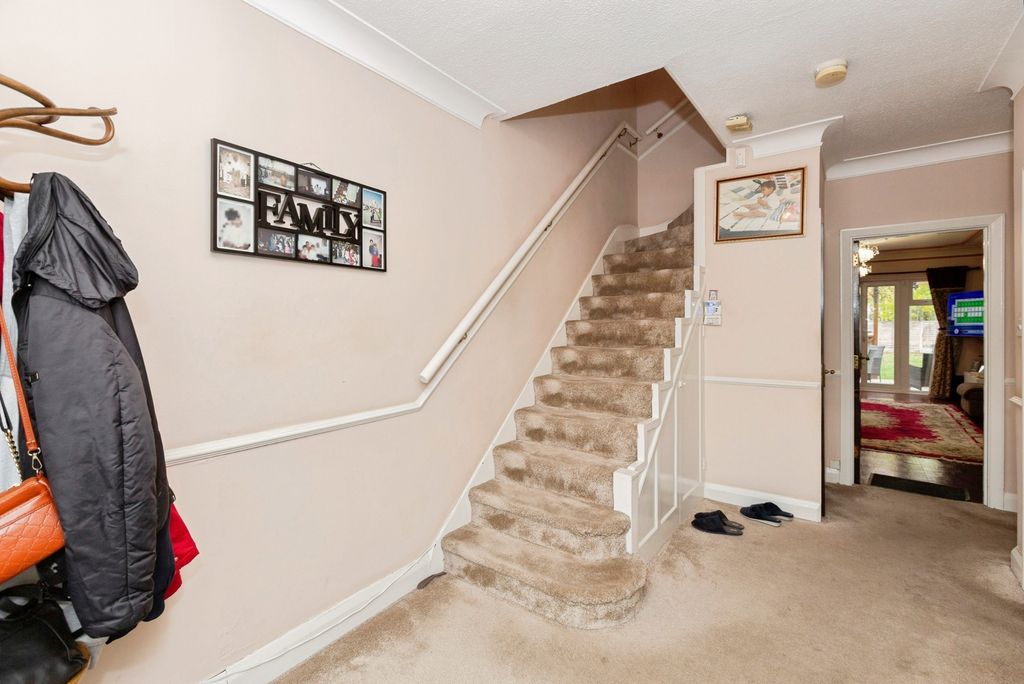 Property photo 3 of 23 Photo