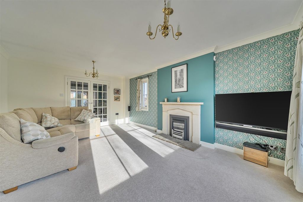 Property photo 2 of 19 1399760-8-69679A3398d1d.Jpg