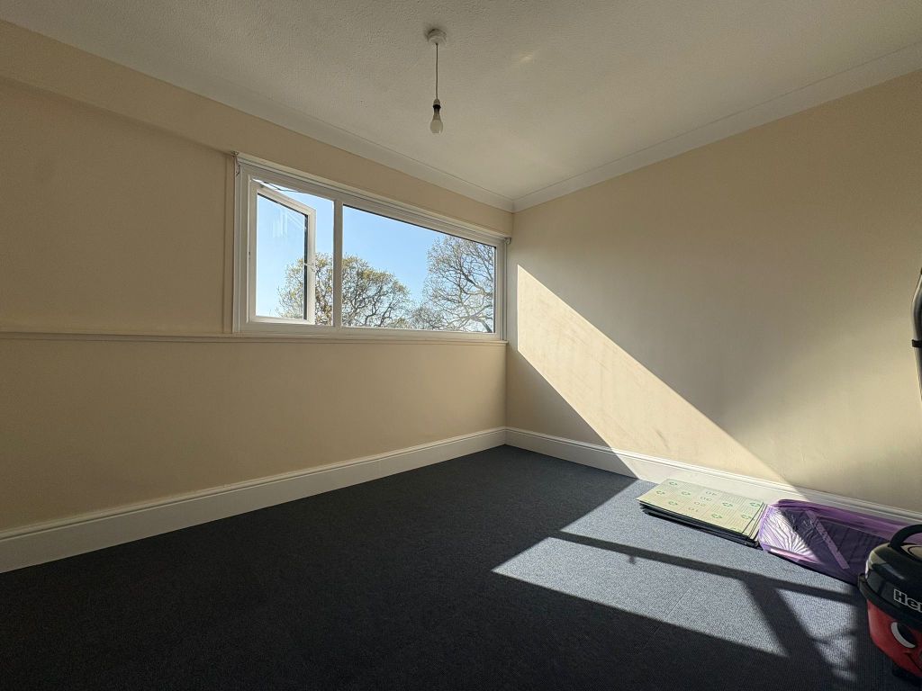 Property photo 3 of 7 Bedroom 2