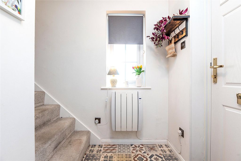 Property photo 3 of 27 Picture No. 25