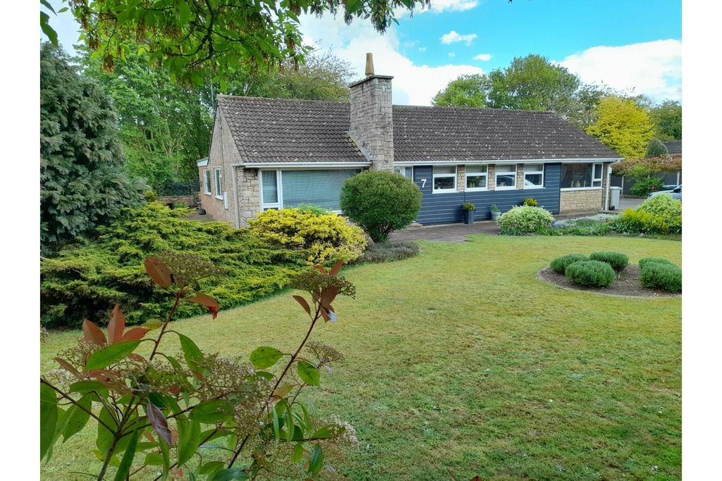 Property photo 1 of 22