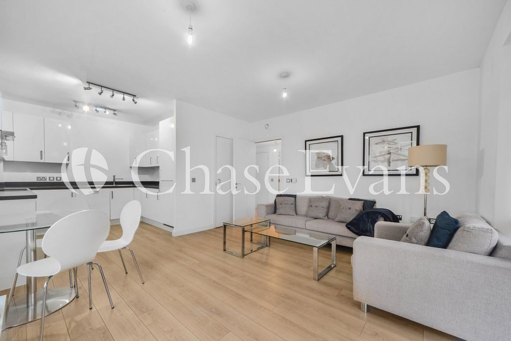 Property photo 3 of 19 Living