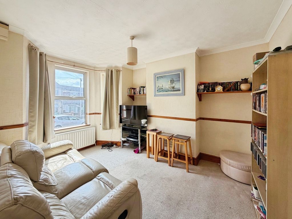 Property photo 2 of 11 Pbox-Img.Jpg