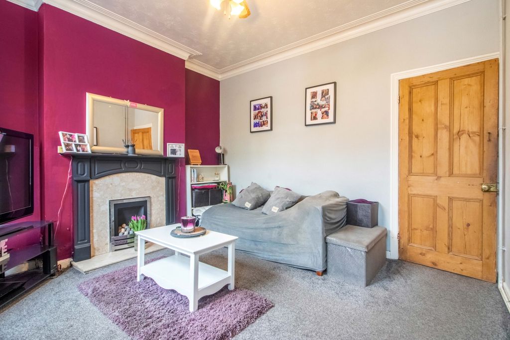 Property photo 2 of 13 Mitchell-04