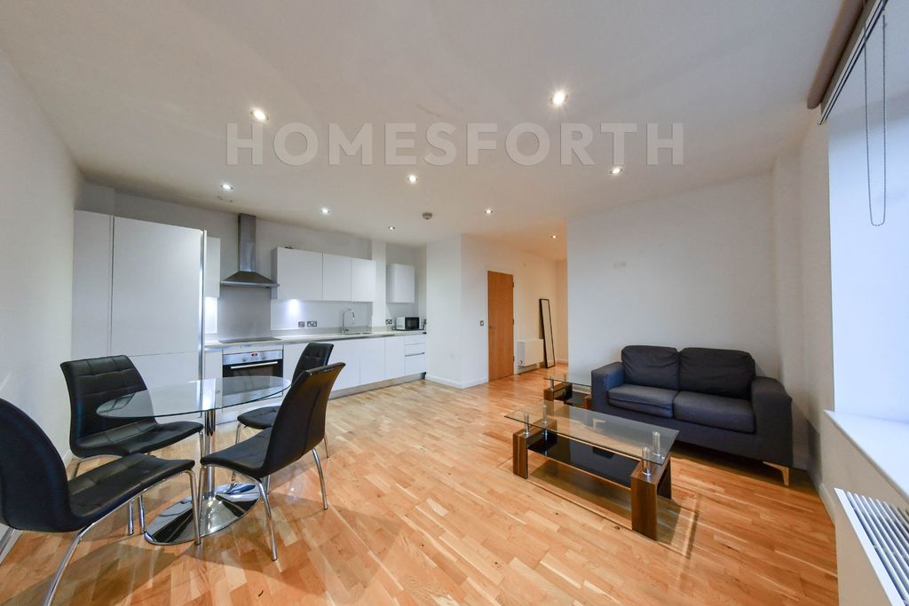 Property photo 2 of 13 Photo 3