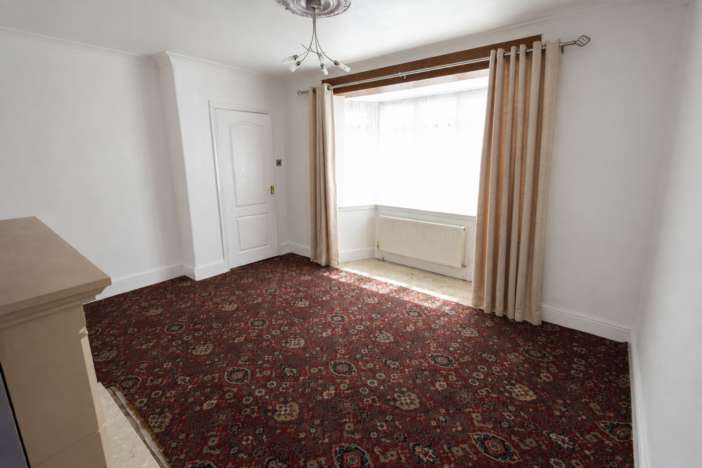 Property photo 2 of 9 Lounge