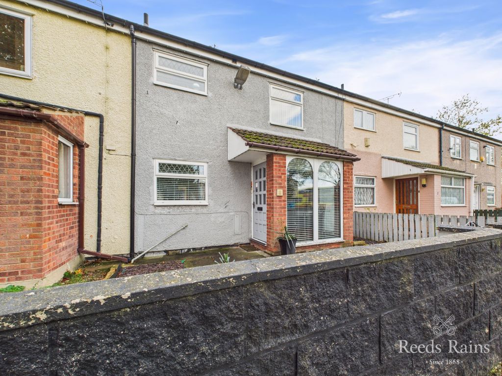 Property photo 1 of 20 Front Garden