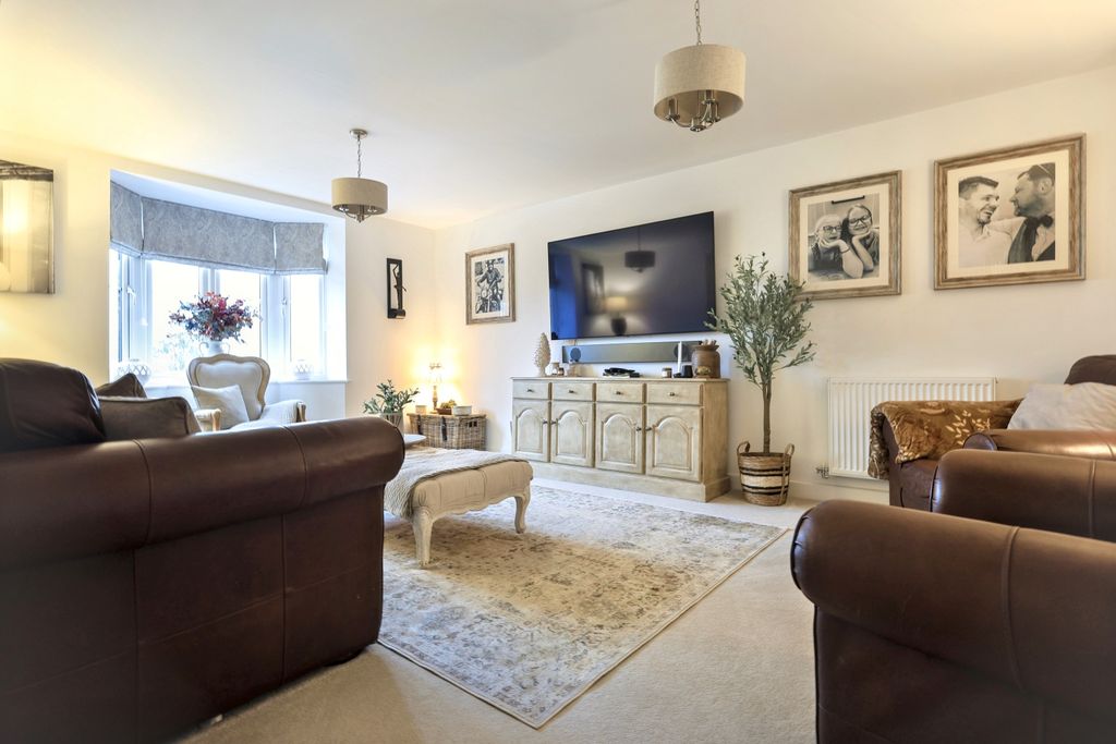 Property photo 3 of 31 Img_2460