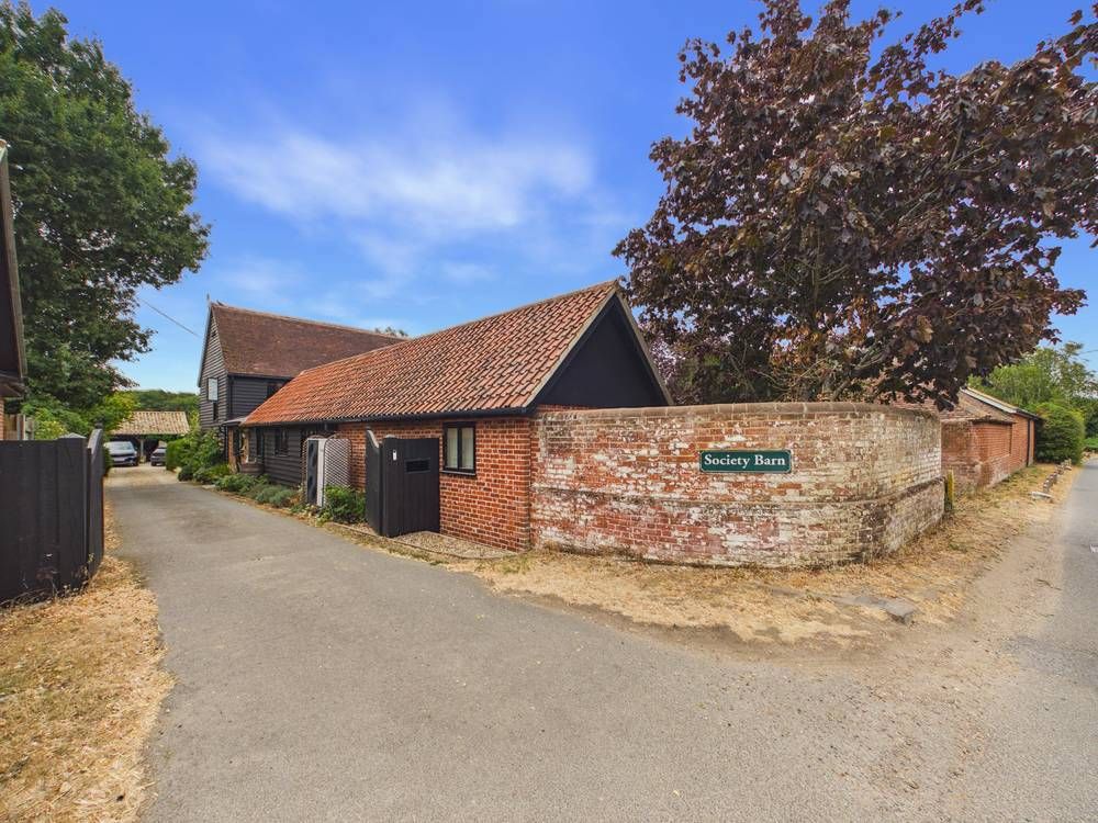 Property photo 1 of 58 Giraffe360-Still057