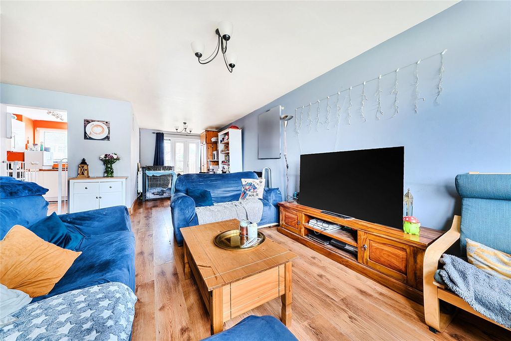 Property photo 2 of 20 Picture No. 13