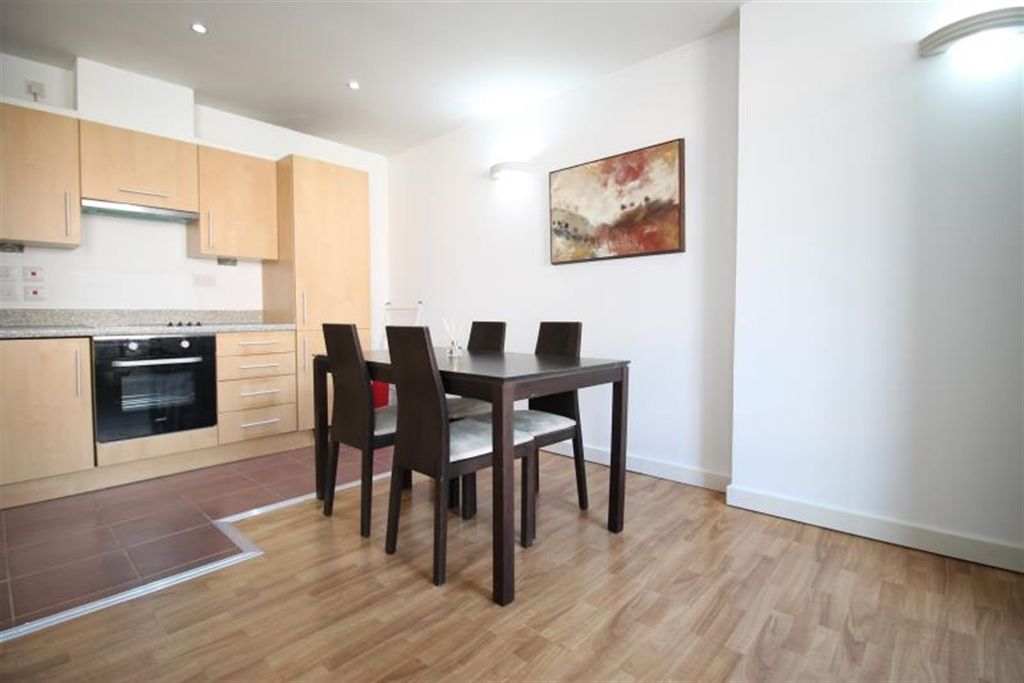 Property photo 3 of 7 Living Room