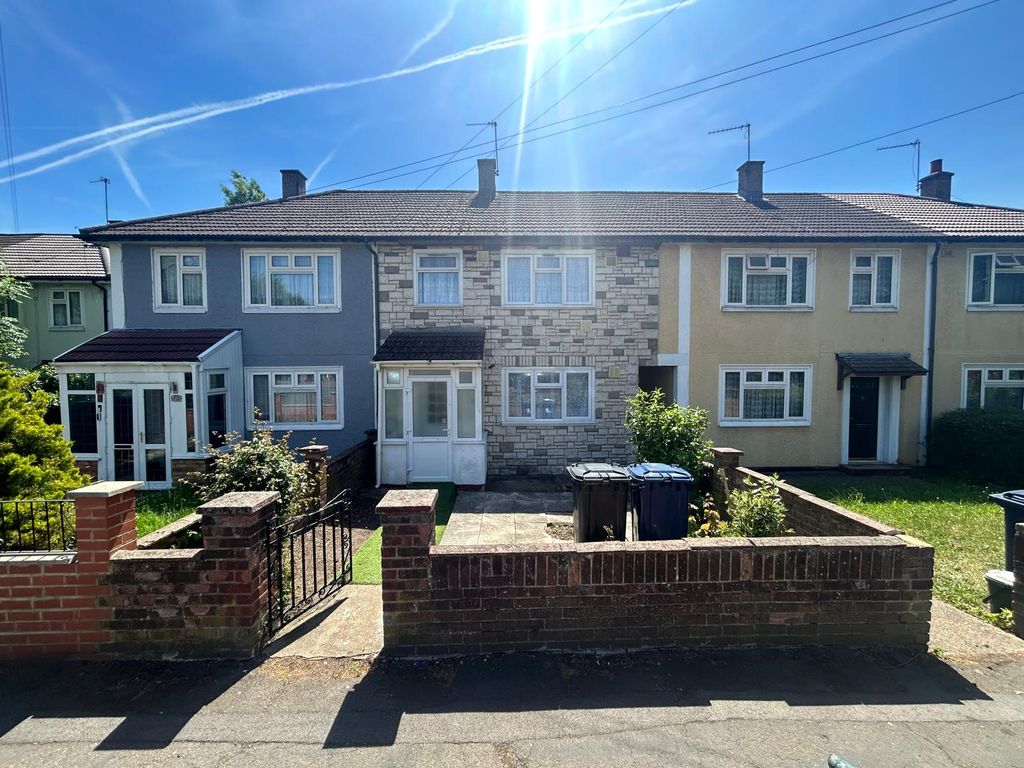 Property photo 1 of 15 4 Bed Terraced House To Rent Havelock Road, Southall Ub2