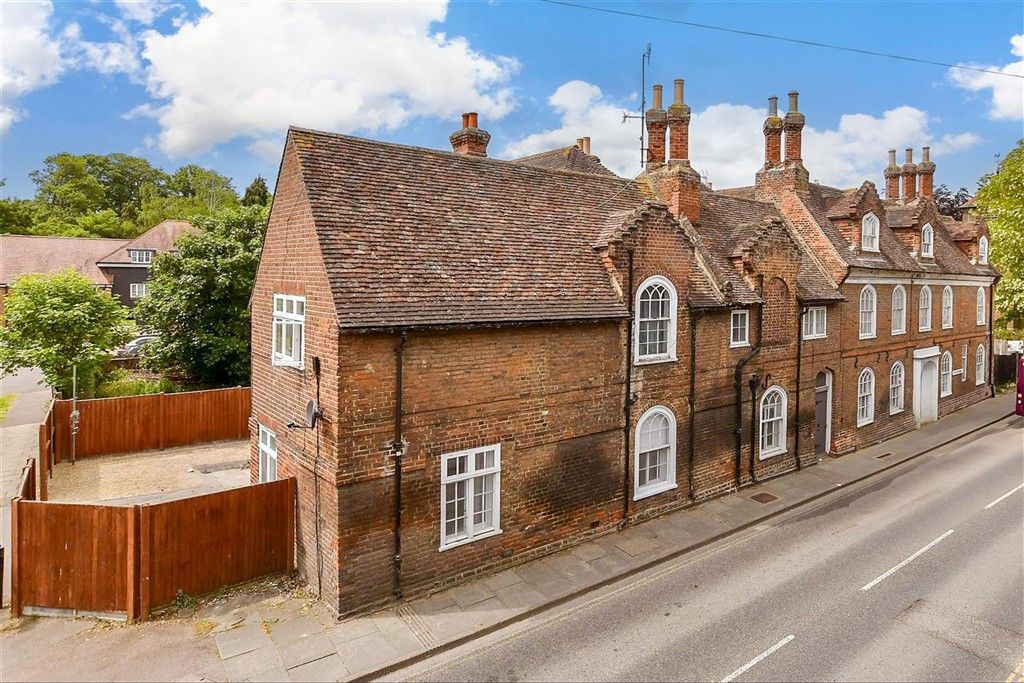 Property photo 3 of 9 Front Elevation (Web)