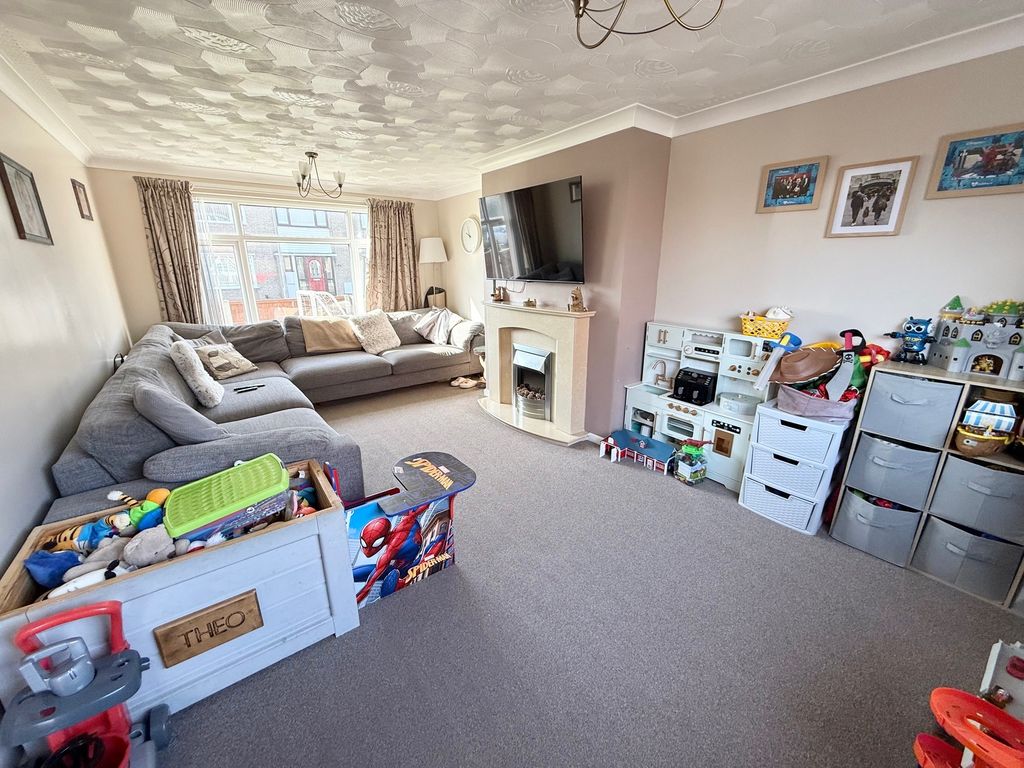 Property photo 2 of 13 Living Room