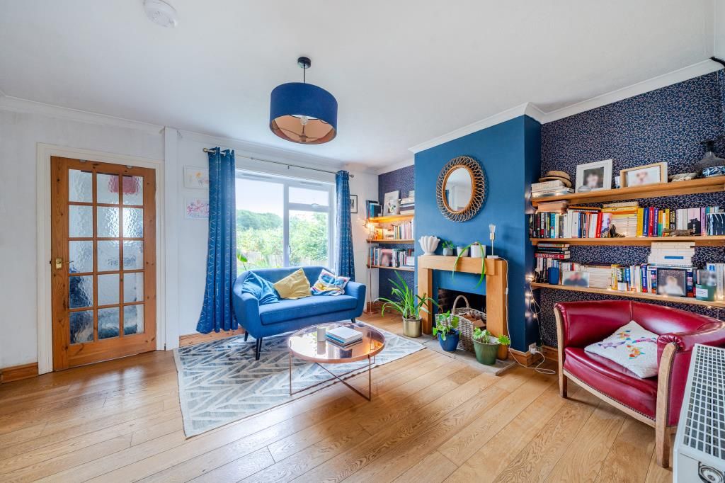 Property photo 2 of 20 Living Room