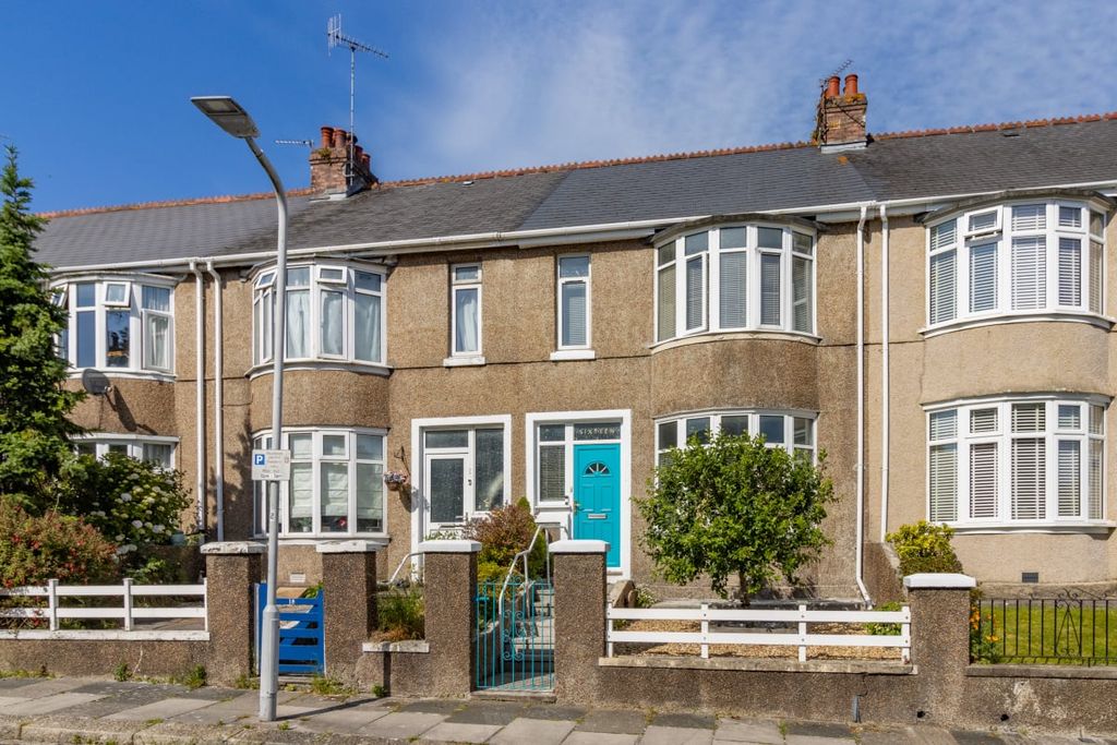 Property photo 1 of 29