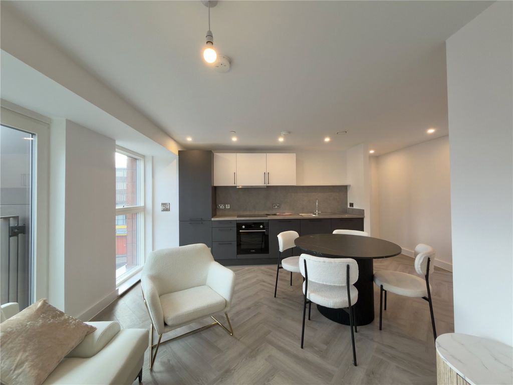 Property photo 2 of 10 Picture No. 06