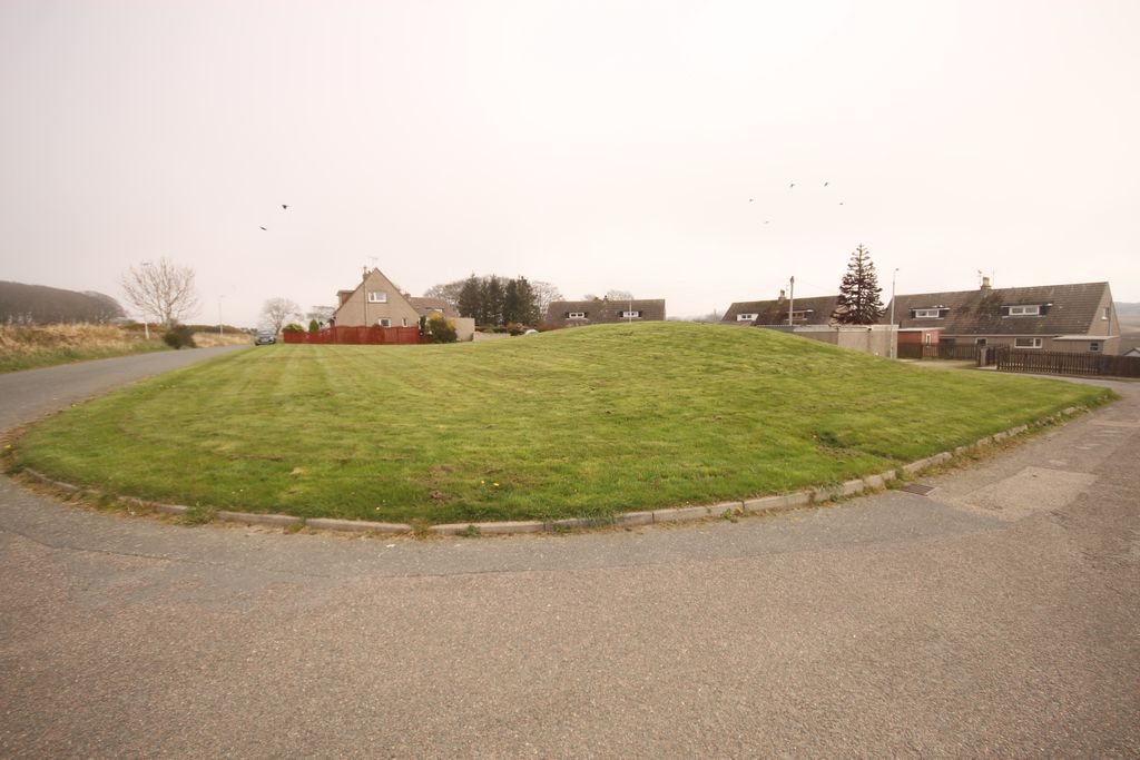 Property photo 1 of 4 Plot 