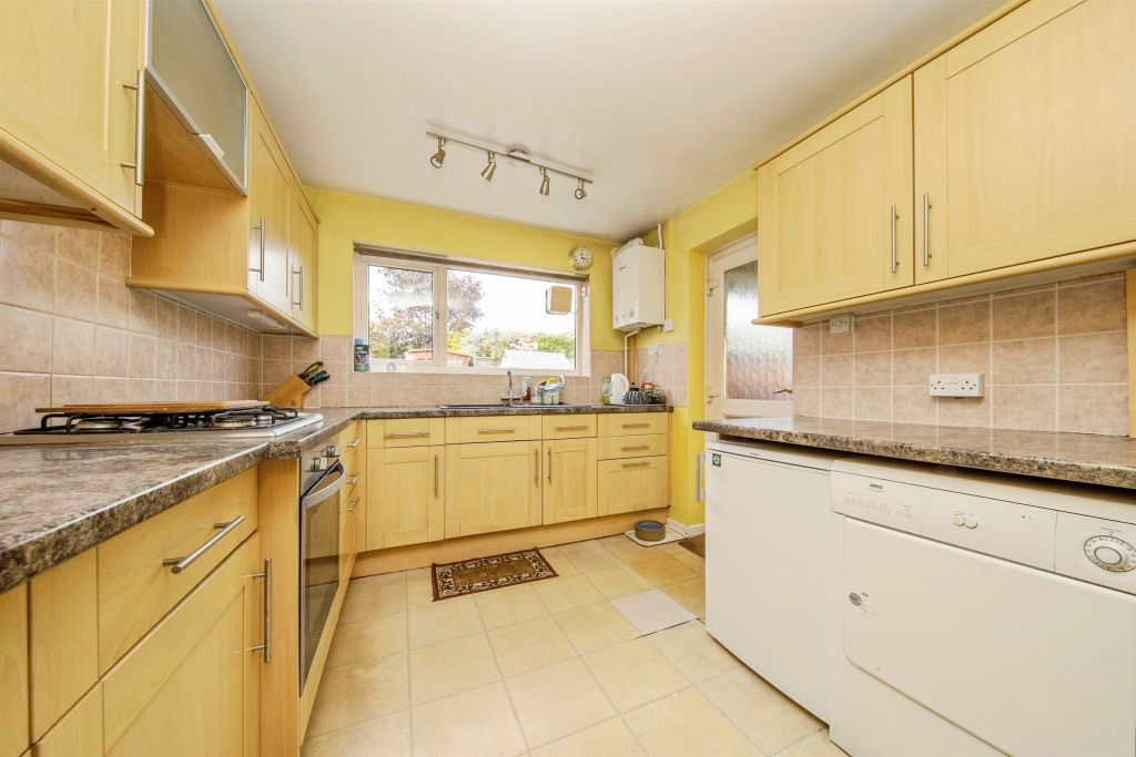 Property photo 2 of 16