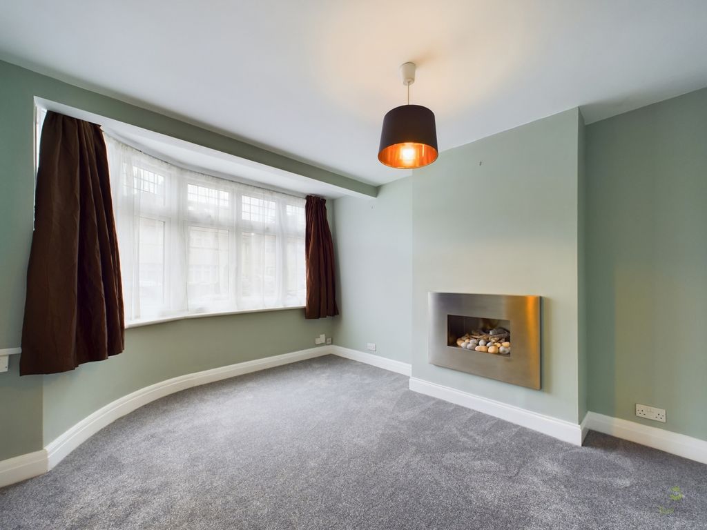 Property photo 2 of 16 Presented By Clinton At Ewemove Bexleyheath And Da