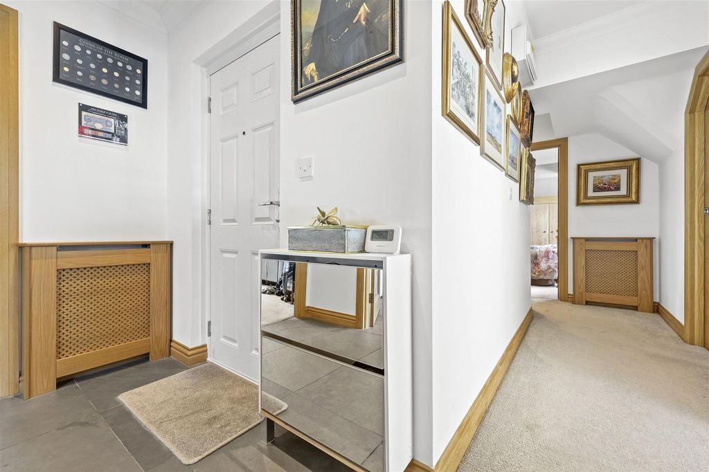 Additional image 14 of 3 bed flat for saleCrows Road, Epping CM16