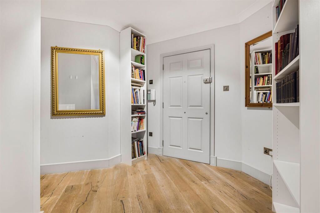 Property photo 2 of 22