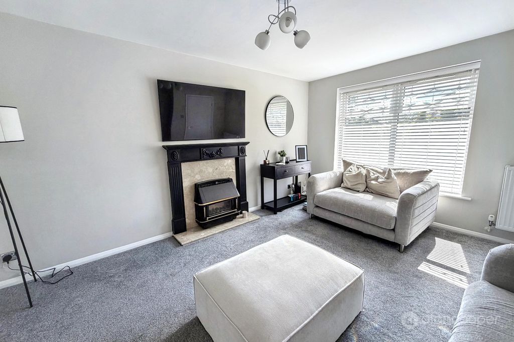 Property photo 2 of 23 5256093