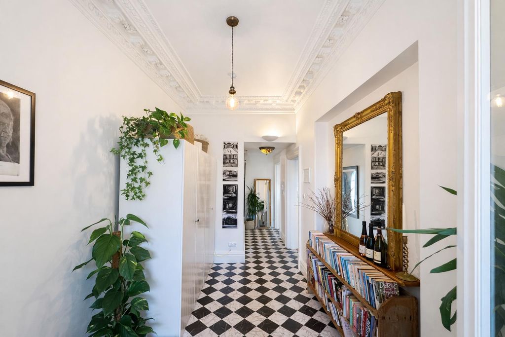 Additional image 5 of 2 bed flat for saleThe Avenue, Clevedon BS21