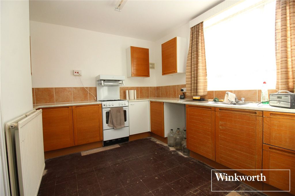 Property photo 2 of 11 Picture No. 08