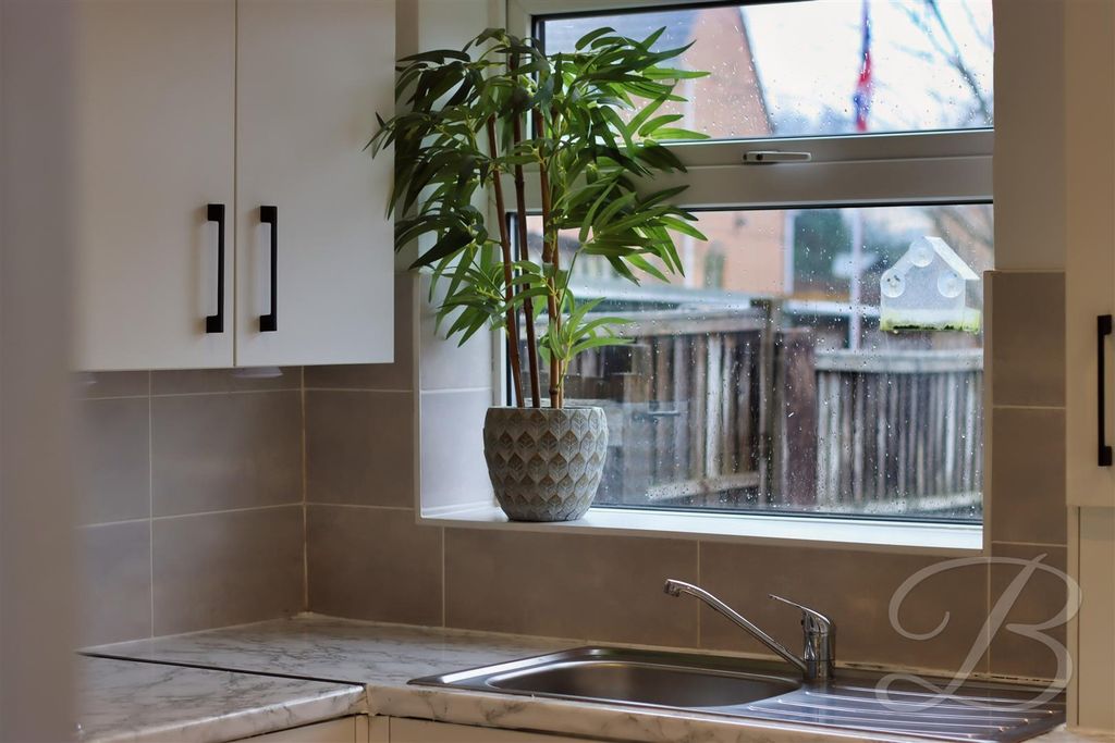 Property photo 3 of 17 Img_7287.Jpg