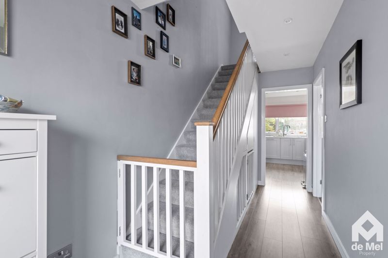 Property photo 2 of 12 Photo 5