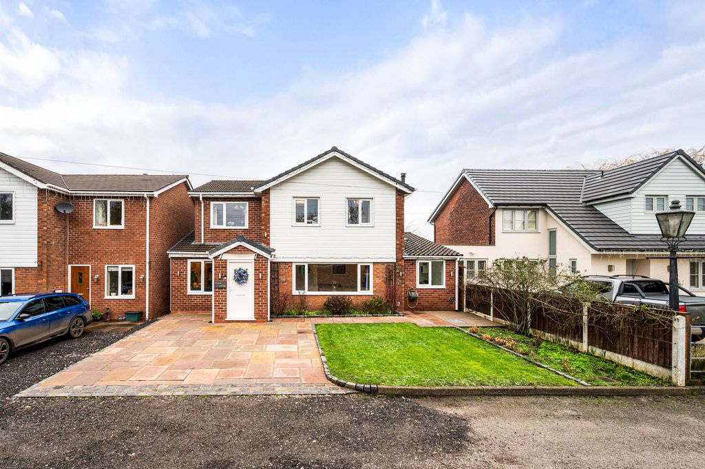 Property photo 1 of 45