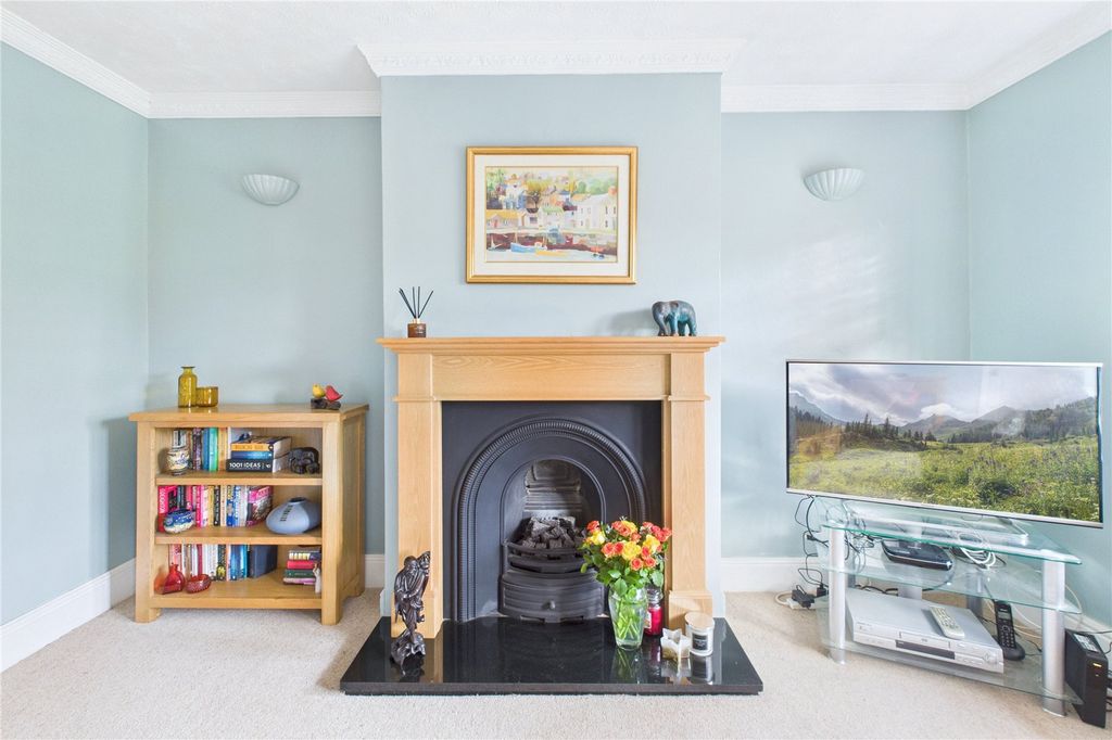 Property photo 3 of 17 Picture No. 04