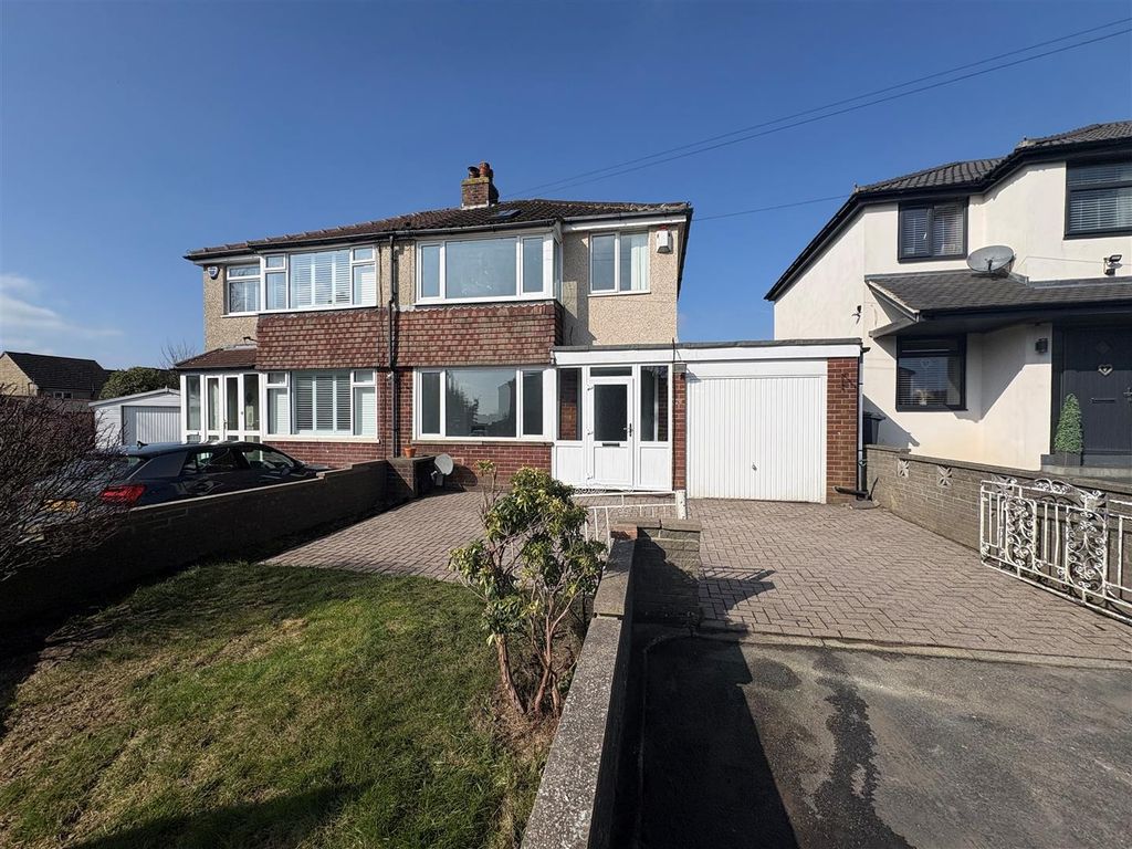 Property photo 1 of 26