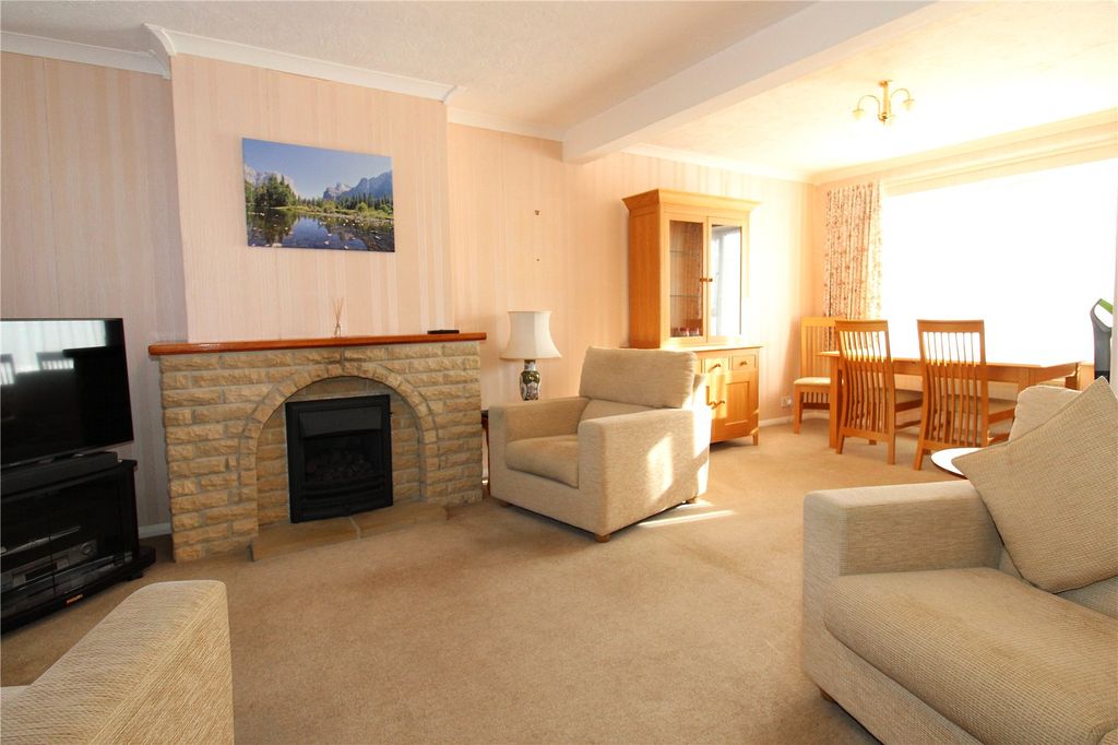 Property photo 2 of 14 Picture No. 04